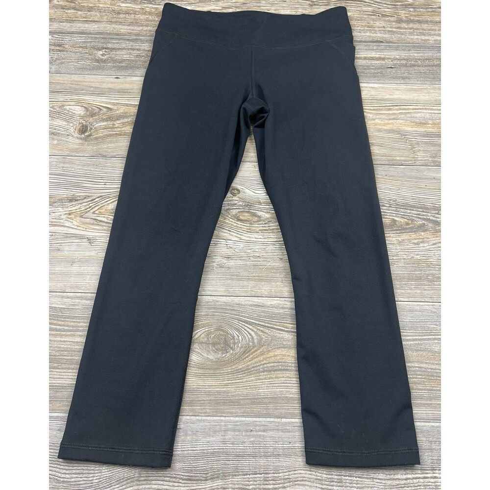Under Armour Womens Fitted Heatgear Crop Leggings Black Size MED Style #1299328